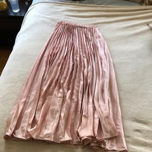 Pleated maxi skirt